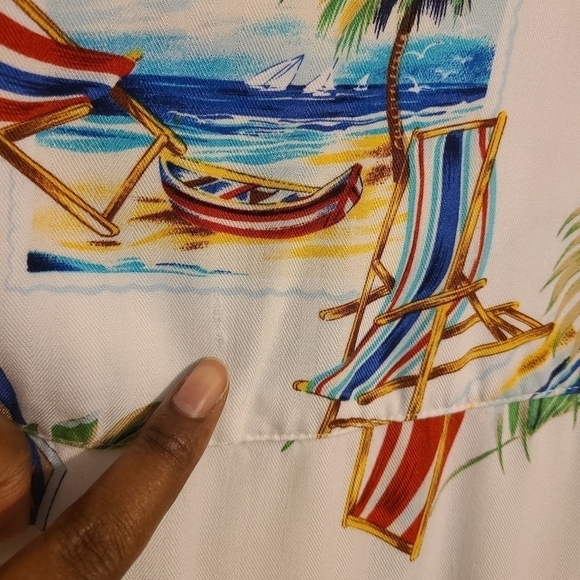 Caribbean Joe Women's | White Rayon Vacation Button Down Shirt (Size 2X) - Picture 11 of 13